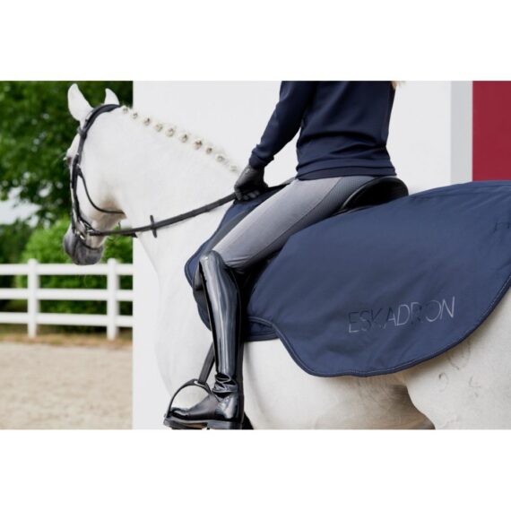 Полупопона Fauxfur Eskadron